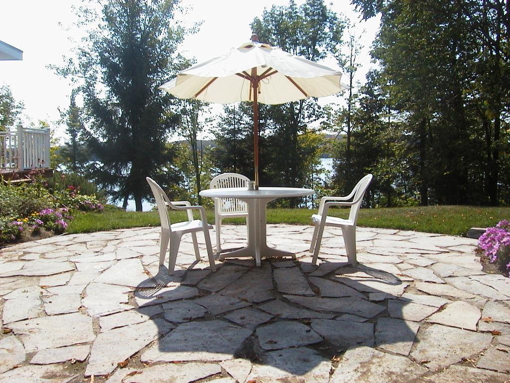 Pow Wow Point Lodge Хънтсвил Стая снимка